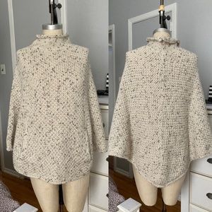 Women’s Poncho sweater in beige size S
